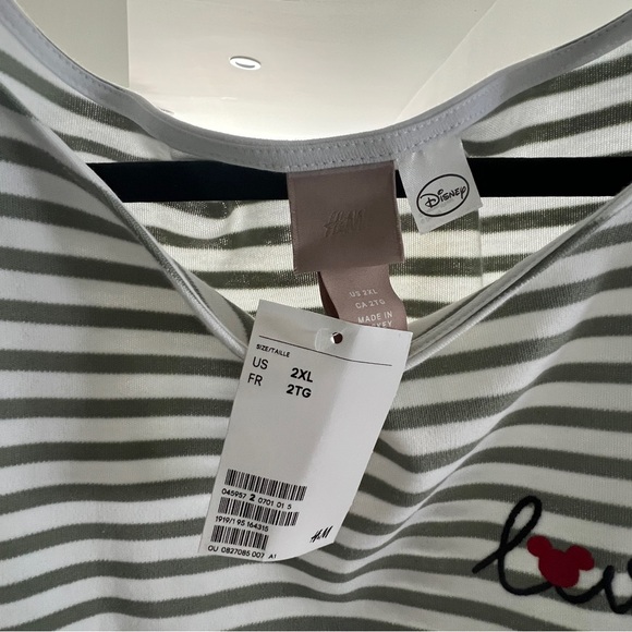 Disney Love H&M shirt BRAND NEW - Picture 2 of 4